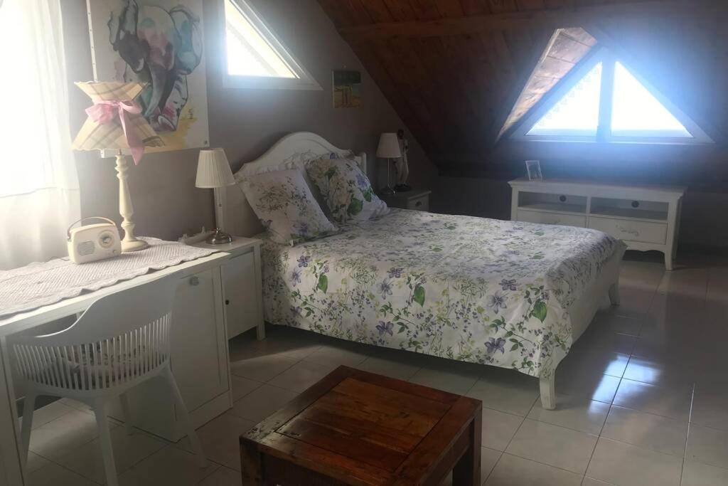 St Leu -Villa D'Artiste, Superbe Vue Mer, Piscine Chauffee Saint-Leu Eksteriør bilde